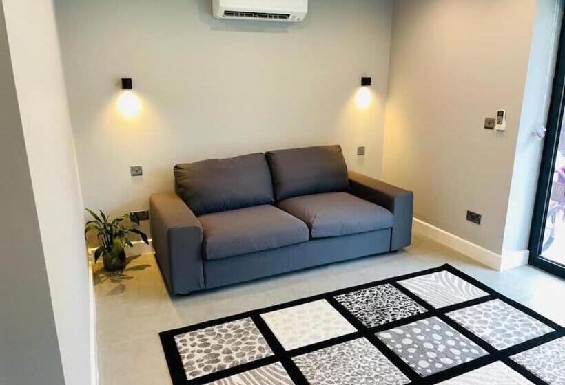 Пансион Natures Corner