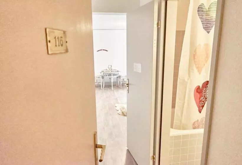 Majatalo Tripple Room With Bathroom