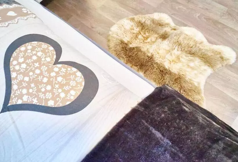 Majatalo Tripple Room With Bathroom