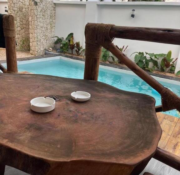 פנסיון Villa Tangawizi Kendwa