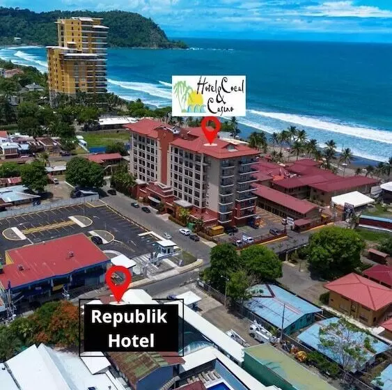 Republik Hotel, Bistro And Nightclub On Site