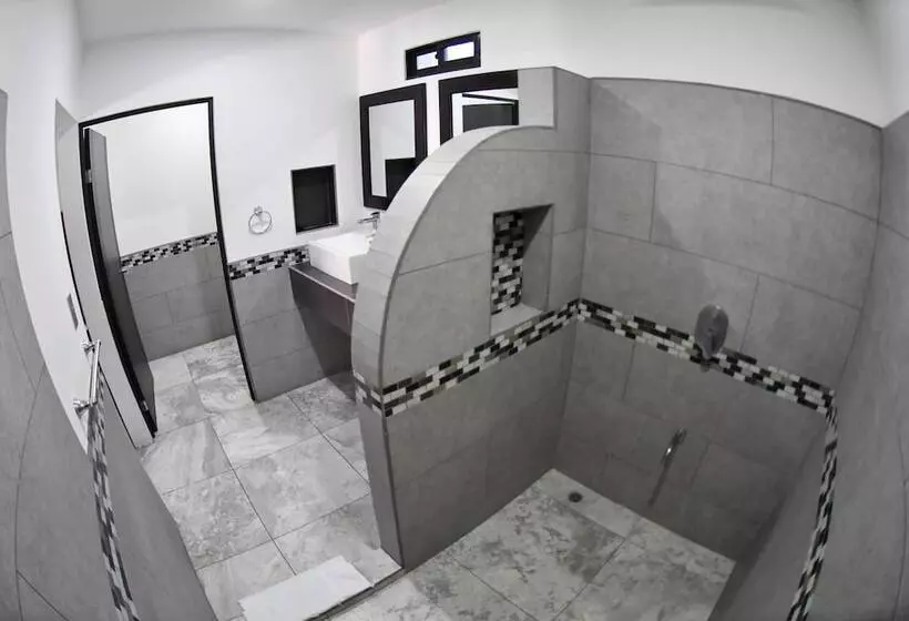 Republik Hotel, Bistro And Nightclub On Site