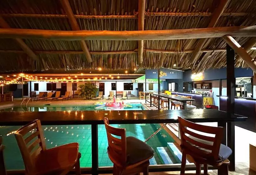 Republik Hotel, Bistro And Nightclub On Site