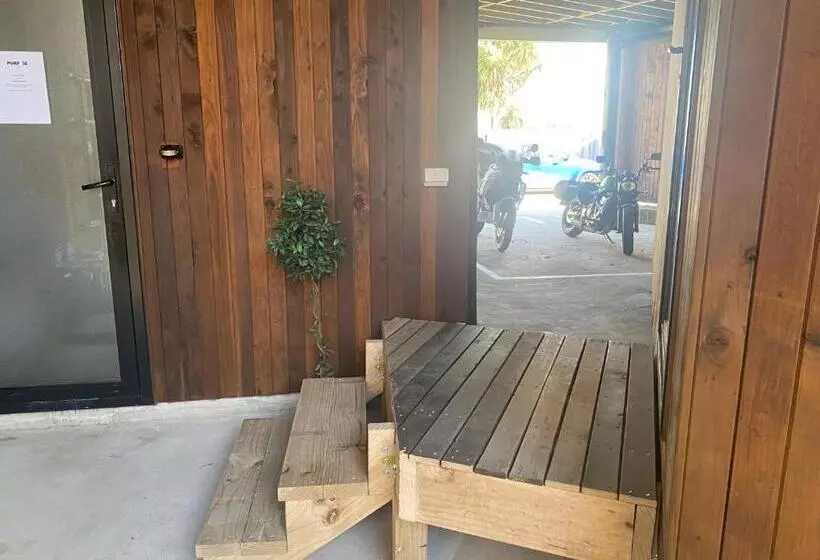 Aamiaismajoitus (B&B) Stay At The Art Gallery