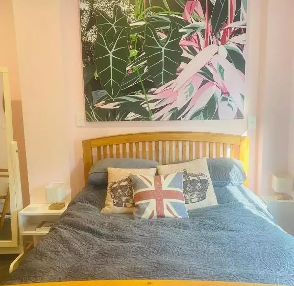 Aamiaismajoitus (B&B) Stay At The Art Gallery