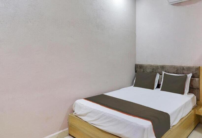 Collection O Hotel Fort Inn