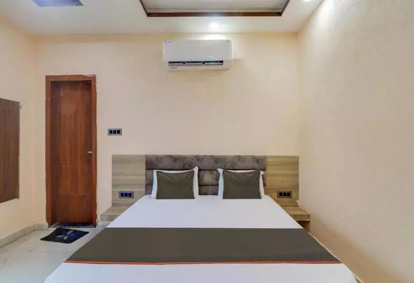 Collection O Hotel Fort Inn