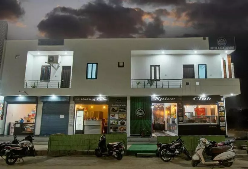 Hotelli Spice Club & Restaurant