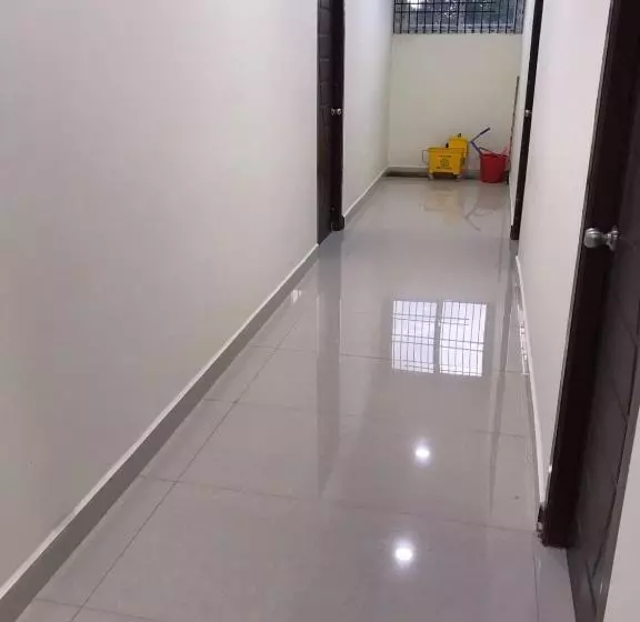 Hotelli Sri Kamakshi Bhavan