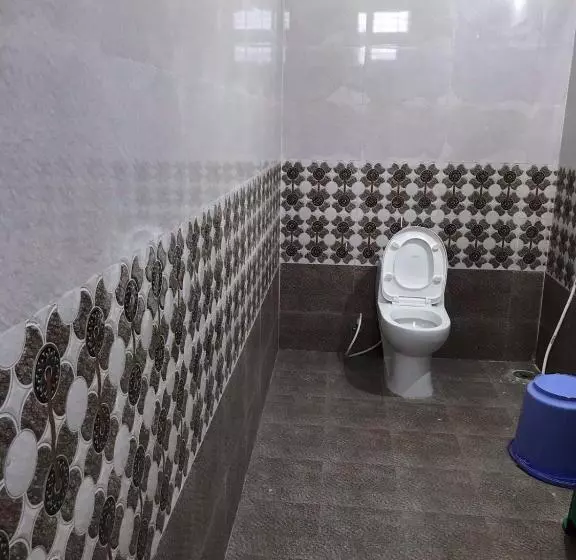 Hotelli Sri Kamakshi Bhavan