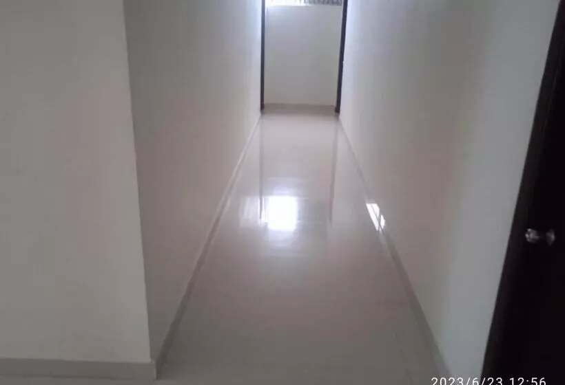 Hotelli Sri Kamakshi Bhavan