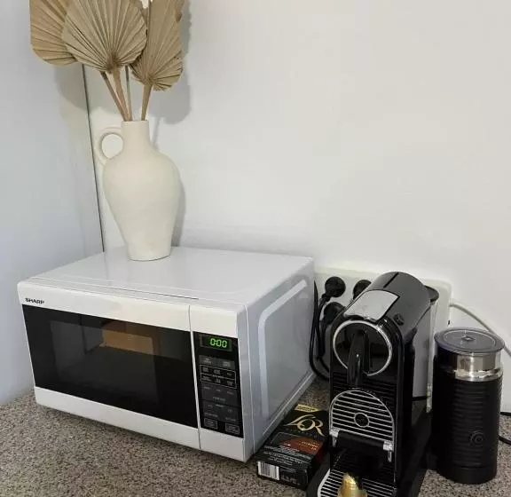 Indulge Beachfront At Dolphin Heads Resort   Lousha Bach