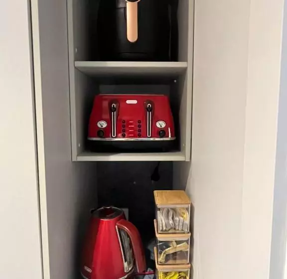 Indulge Beachfront At Dolphin Heads Resort   Lousha Bach