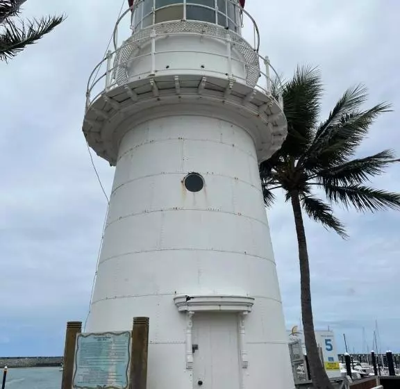 Indulge Beachfront At Dolphin Heads Resort   Lousha Bach