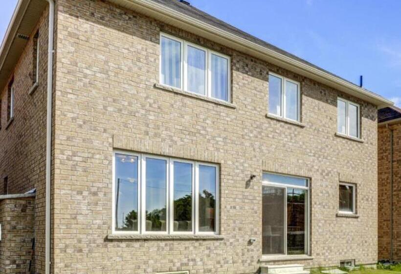 بنسيون 2 Bedrooms Basement With Bath,kitchen,laundry &dinning