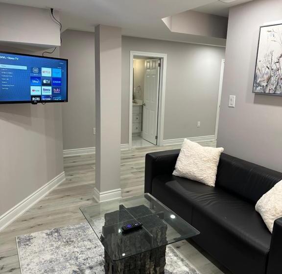 بنسيون 2 Bedrooms Basement With Bath,kitchen,laundry &dinning