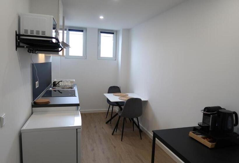 ペンション Tokas An Der Regiobahn