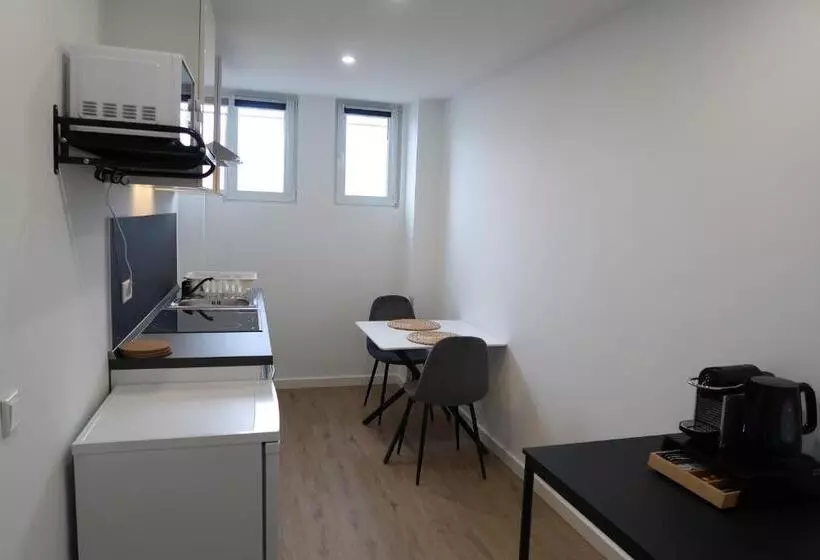 Majatalo Tokas   An Der Regiobahn