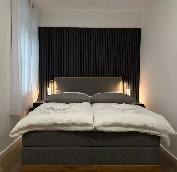 Majatalo Tokas   An Der Regiobahn