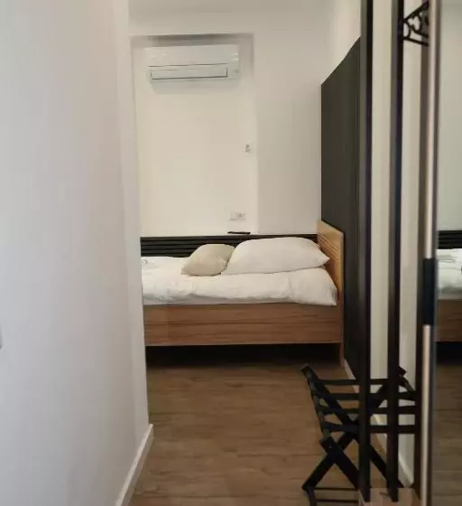 Majatalo Tokas   An Der Regiobahn