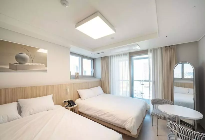 Uh Flat The Sokcho