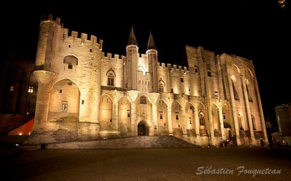 Appart Hotel Residella House Room & Kitchen Avignon Le Pontet