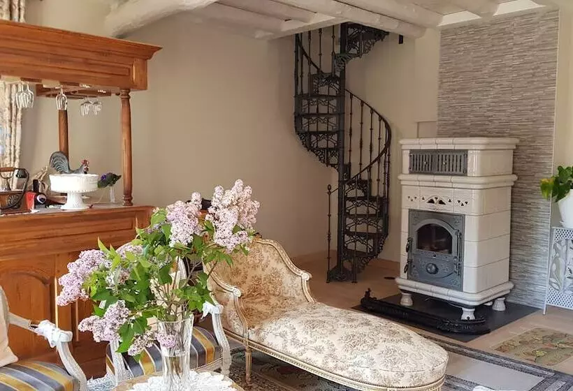 Aamiaismajoitus (B&B) Au Coq Bleu
