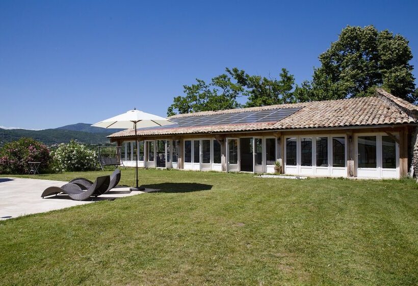 مبيت وإفطار Chateau De Mauras