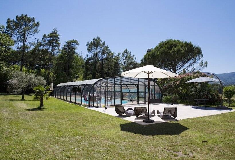 مبيت وإفطار Chateau De Mauras