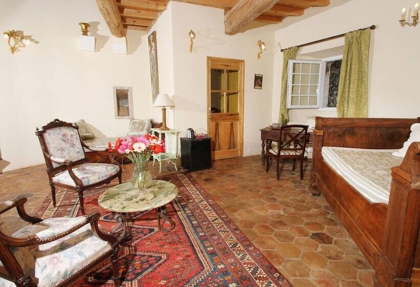 مبيت وإفطار Chateau De Mauras