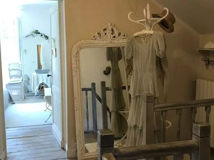 Aamiaismajoitus (B&B) Château Beauséjour