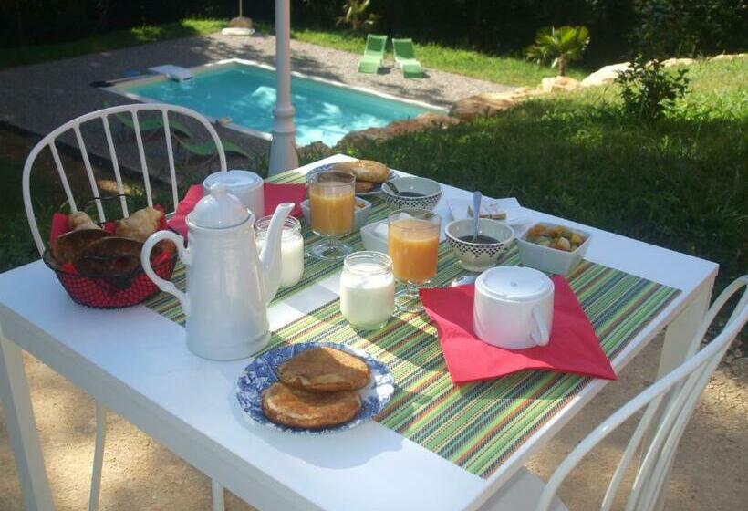 Bed and Breakfast La Colline Des Endrevies