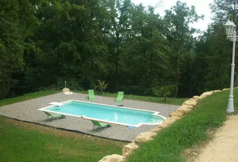 Aamiaismajoitus (B&B) La Colline Des Endrevies