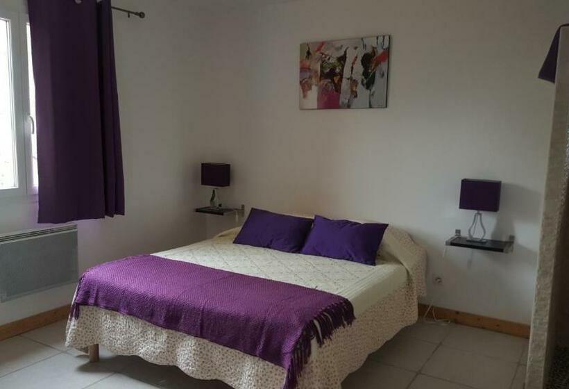 Bed and Breakfast La Colline Des Endrevies