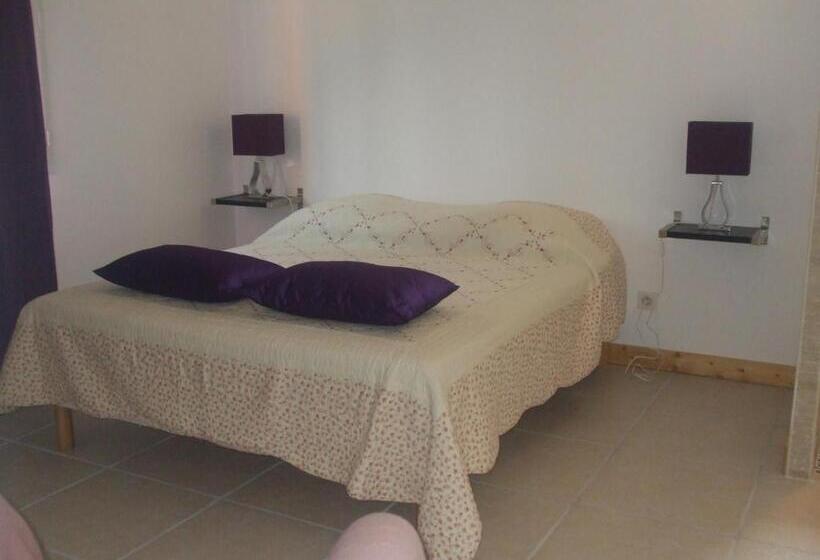 Bed and Breakfast La Colline Des Endrevies