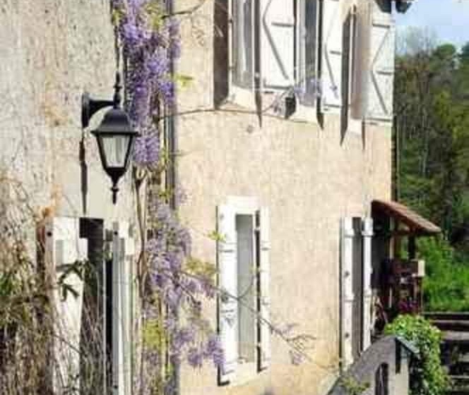 ベッドアンドブレックファースト Les Chambres Du Moulin