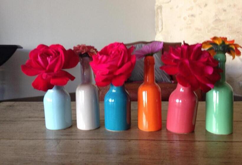 ベッドアンドブレックファースト Les Tournelles Chambres D Hôtes