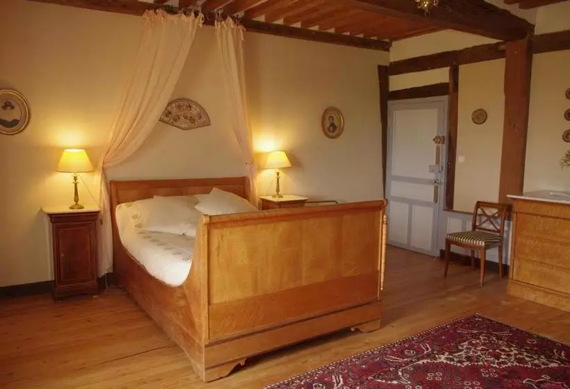 Aamiaismajoitus (B&B) Manoir Du Lieu Rocher