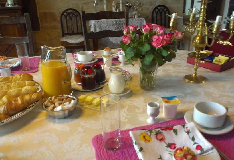 Nocleg ze śniadaniem Manoir Du Lieu Rocher