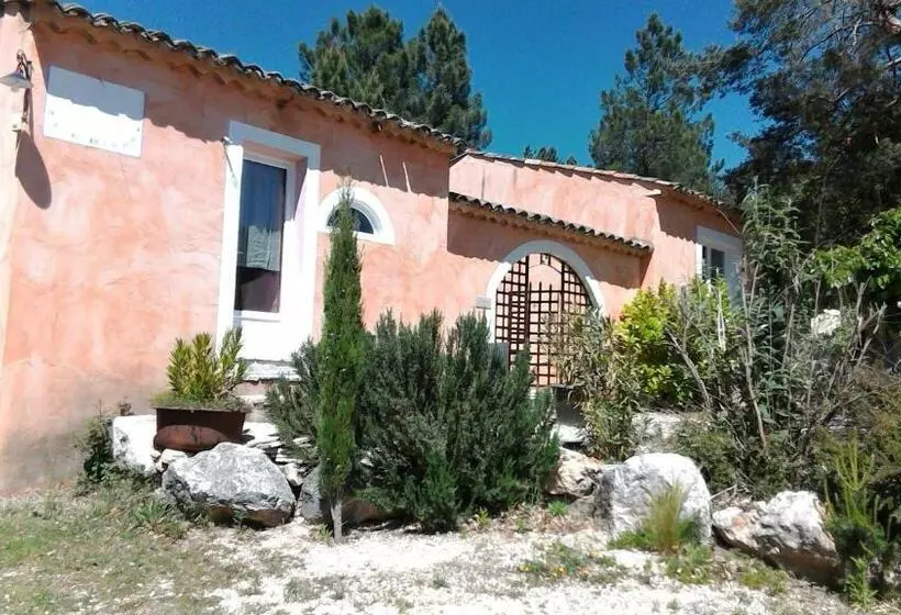 Aamiaismajoitus (B&B) Studios Et Chambre La Sauvasse