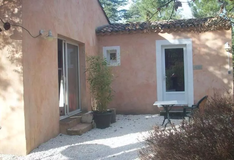 Aamiaismajoitus (B&B) Studios Et Chambre La Sauvasse