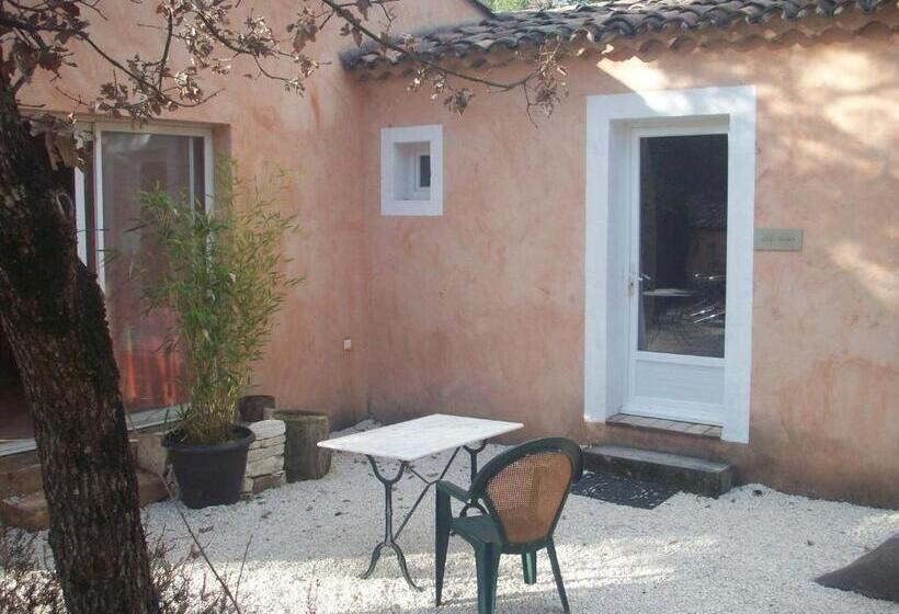 צימר Studios Et Chambre La Sauvasse