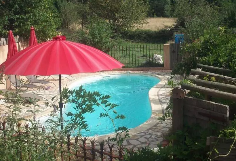 Aamiaismajoitus (B&B) Studios Et Chambre La Sauvasse