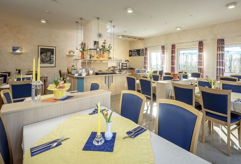 ホテル Am Wiesenweg L 24h Check In