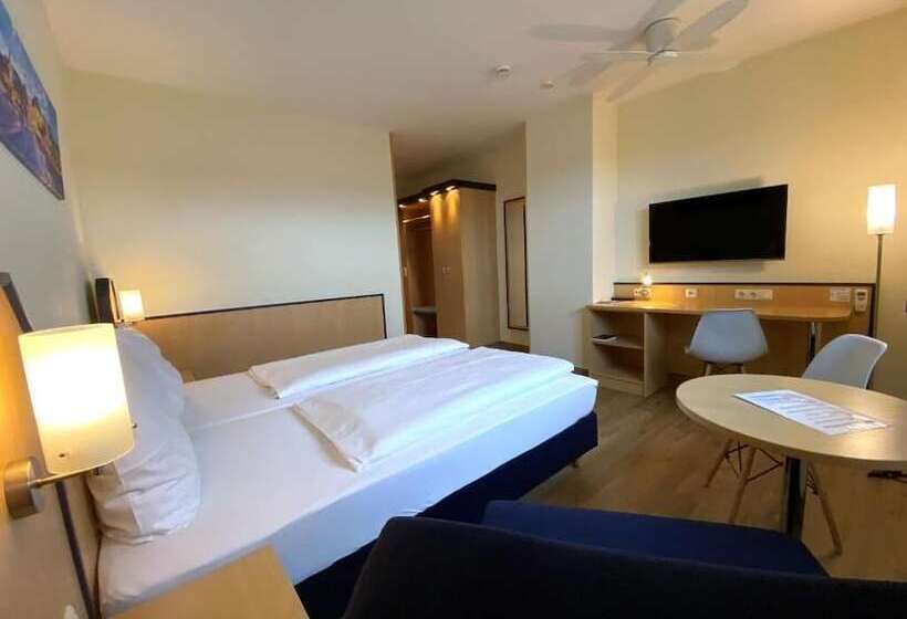 ホテル Am Wiesenweg L 24h Check In