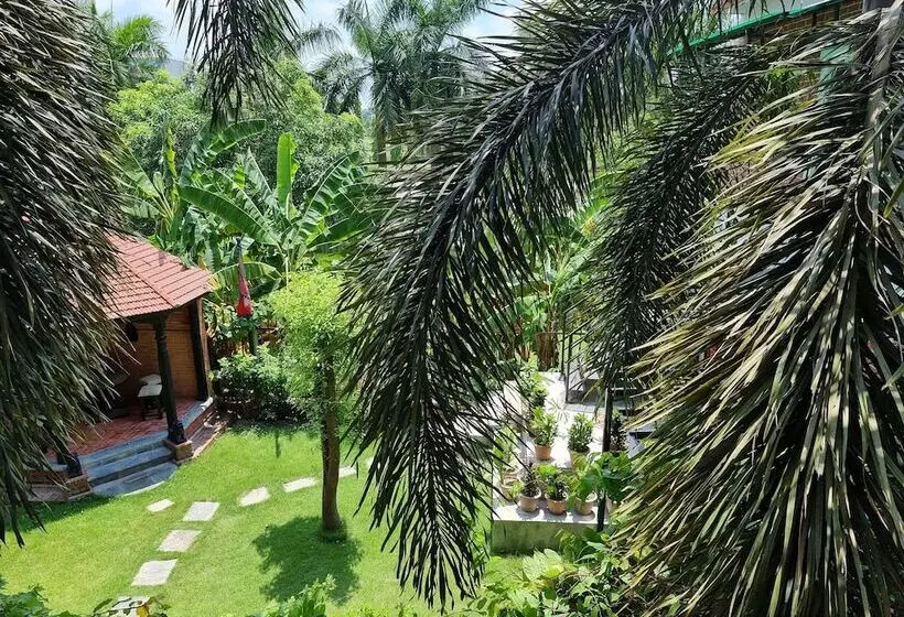 هتل Ananda Inn