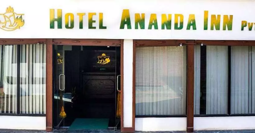 هتل Ananda Inn