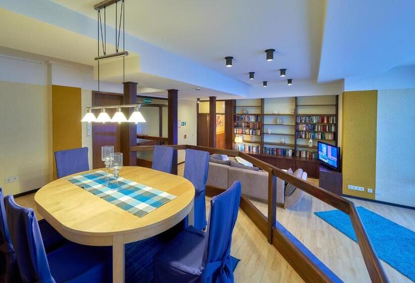 ホテル Garni Am Goetheplatz