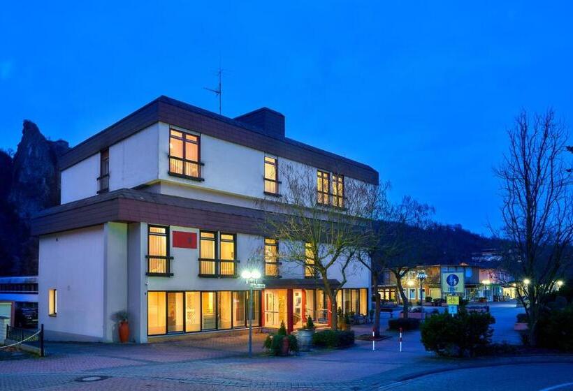 ホテル Garni Am Goetheplatz