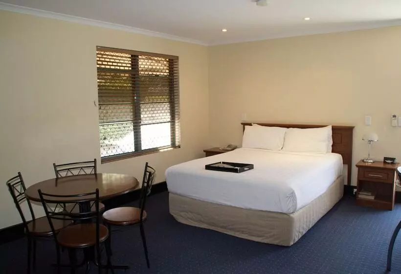 هتل Gladstone Capricorn Apartments